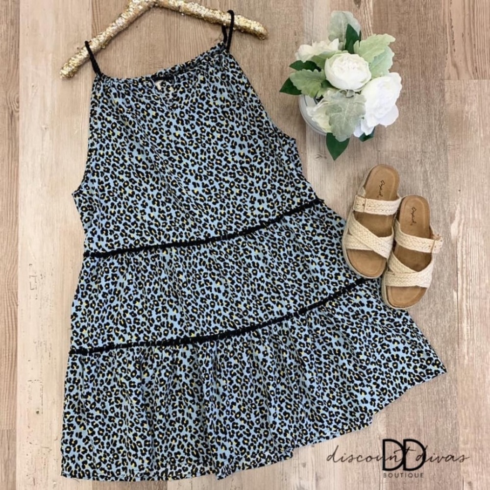 Easel animal print halter style dress size L NWT